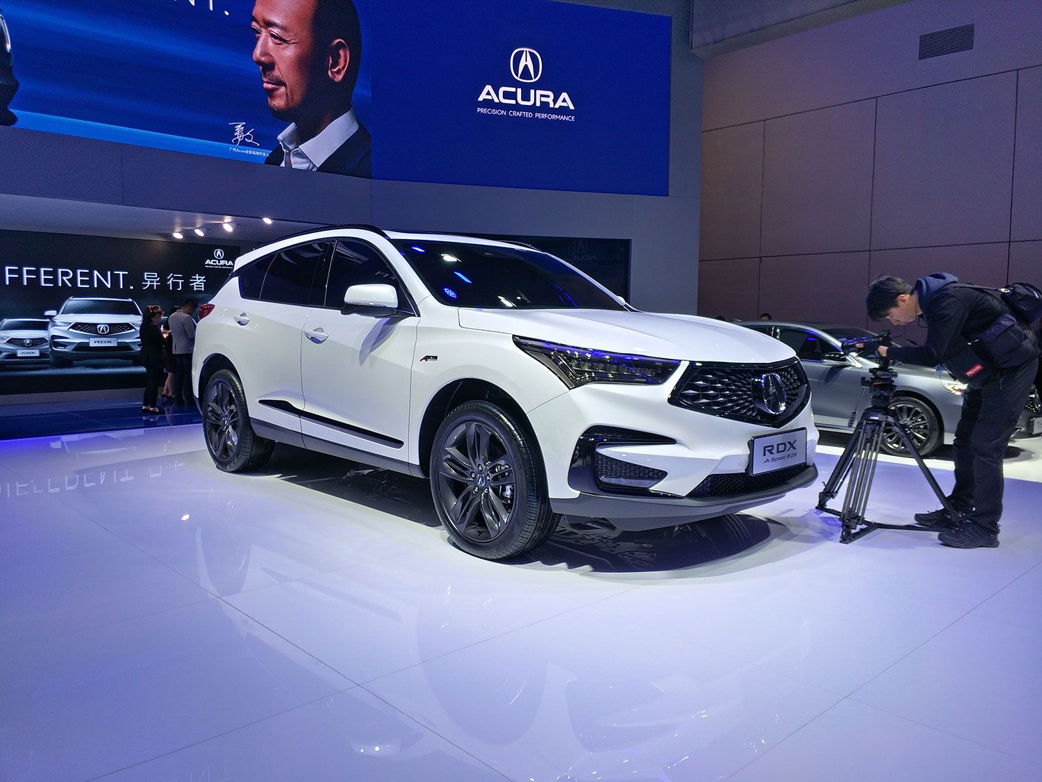 2019ϺչکRDX A